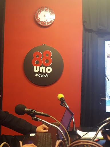 banco 88.1 Fm - Punta Del Este - Uruguay