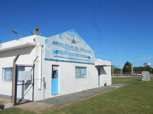 Banco Ángel S. Adami Airport