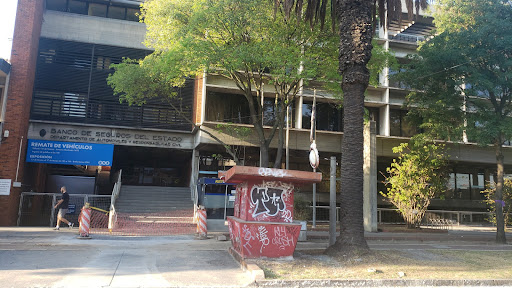 Banco Banco De Seguros Del Estado - Edificio Reclamaciones