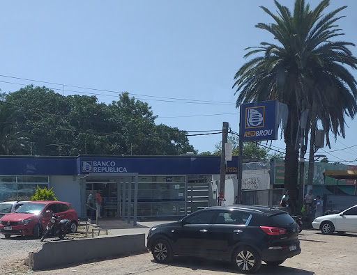 Banco Banco República Agencia Punta De Rieles