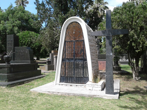 Banco Cementerio Parque Del Norte