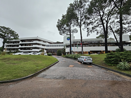 Banco Club Del Lago