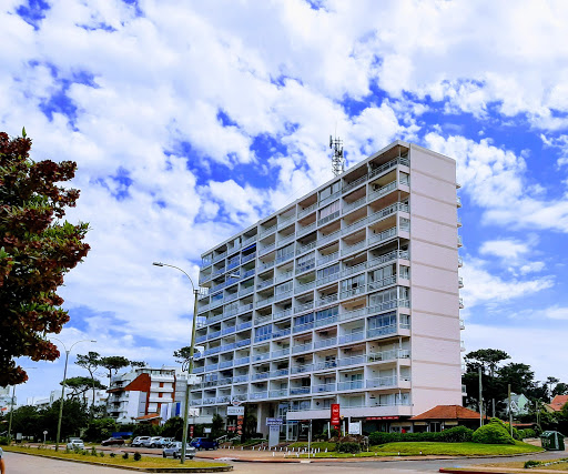 Banco Edificio Isla De Gorriti