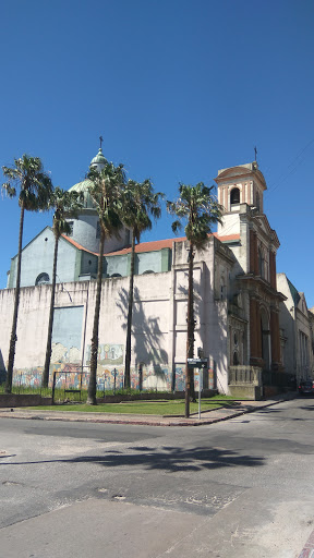 Banco Iglesia De Nuestra Señora De Lourdes Y San Vicente Pallotti