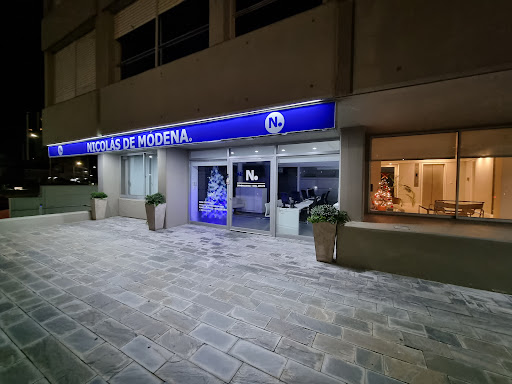 Banco Inmobiliaria Nicolás De Módena En Punta Del Este