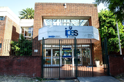 Banco Ipes Prof. Juan E. Pivel Devoto