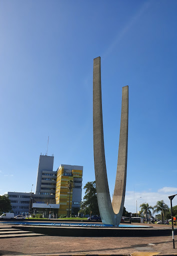 Banco Monumento A Luis Batlle Berres