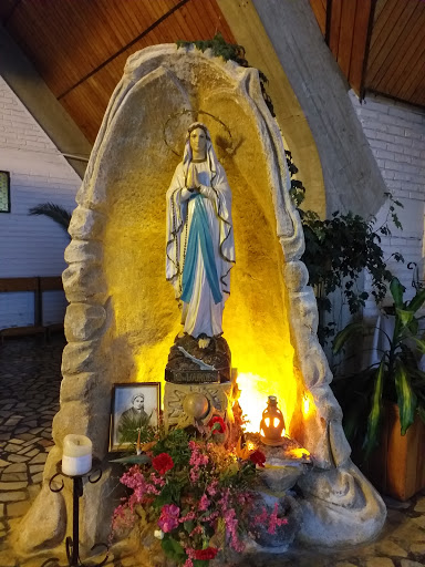 Banco Nuestra Señora De Lourdes Catholic Church