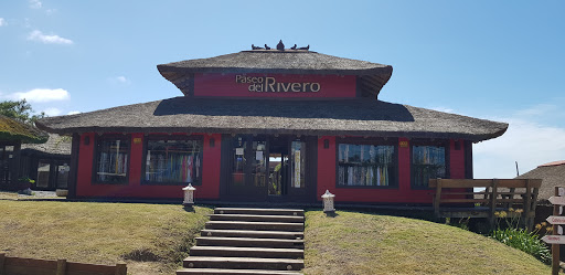 Banco Paseo Del Rivero