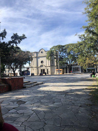 Banco Plaza Artigas