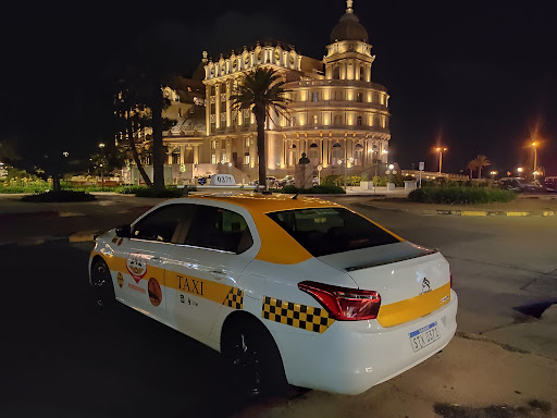 Banco Taxi Radio Carrasco