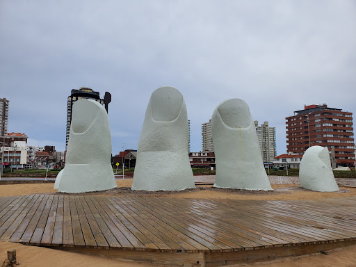 Banco The Fingers Of Punta Del Este